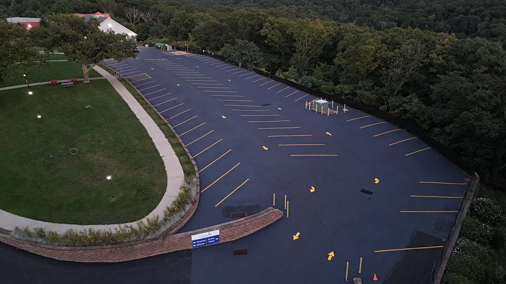 BME Sealcoating professional asphalt work in Bethlehem